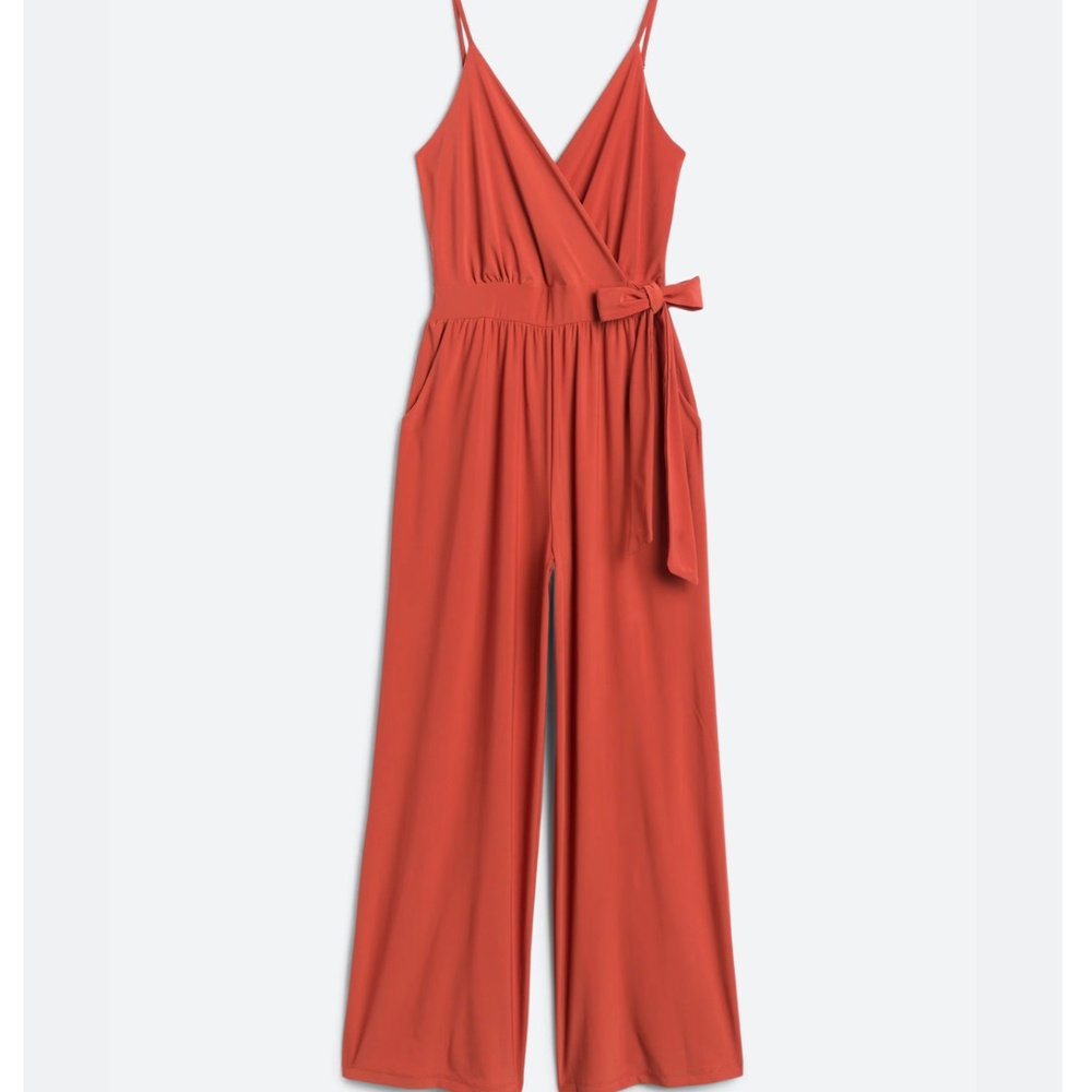 Wide leg orange jumpsuit perfect for short people